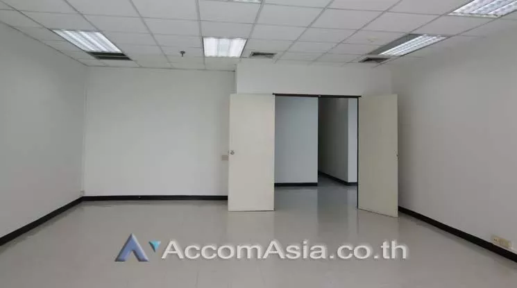 7  Office Space For Rent in Phaholyothin ,Bangkok  at Elephant Building AA14231